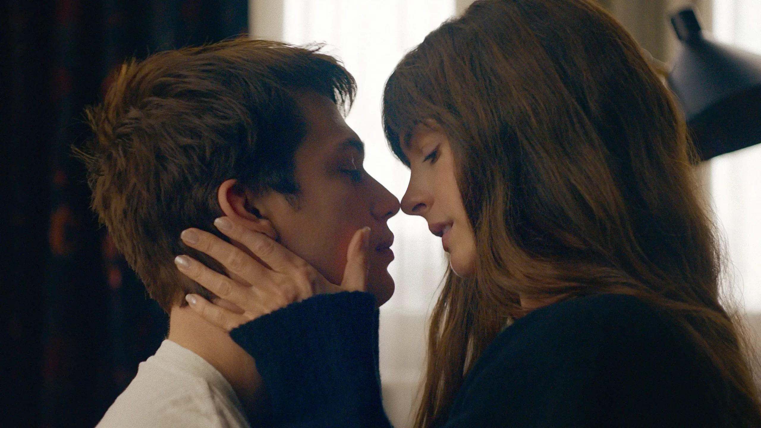 Real Dating Stories: Lessons and Laughs from Modern Romance